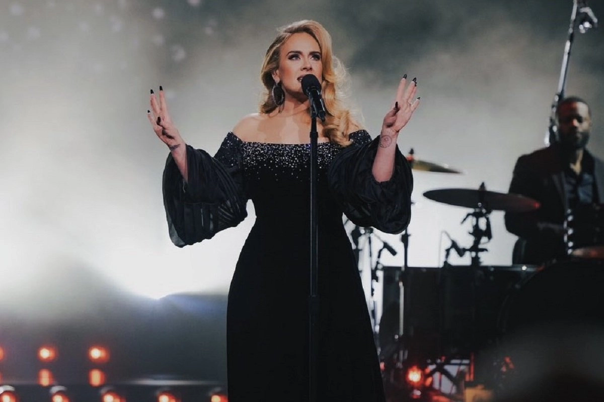 Adele se povlači?